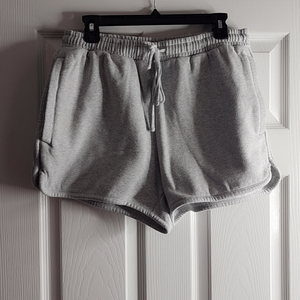 Express Light Gray Athletic Shorts And Crop  Pullover